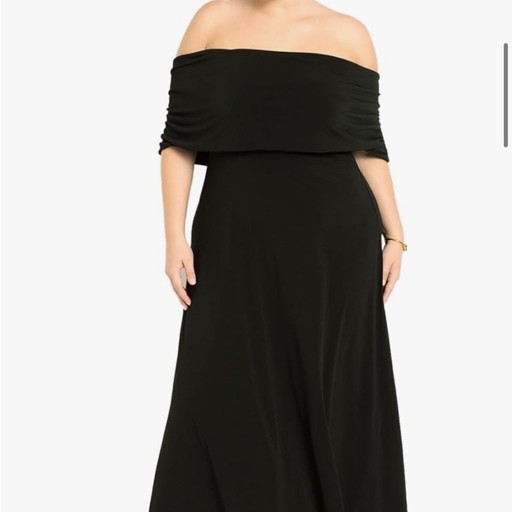 MUST HAVE!!! Elegant Black Off-Shoulder Dress